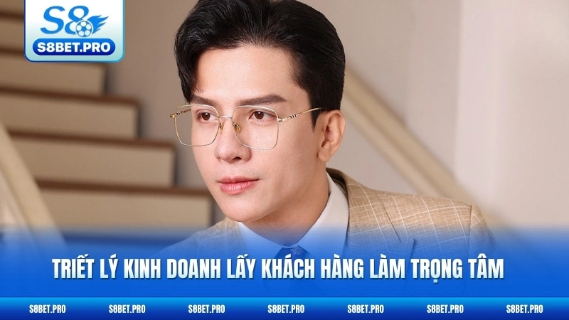 CEO Daniel Phạm 2 Triết lý kinh doanh lấy khách hàng làm trọng tâm phát triển